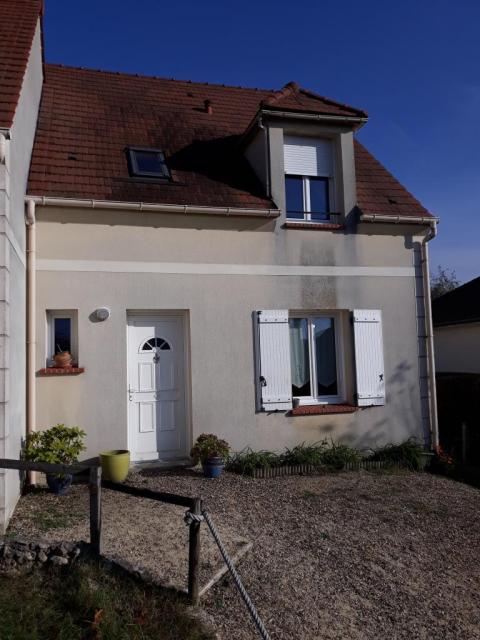 Location maison F4 Cauffry - Photo 1