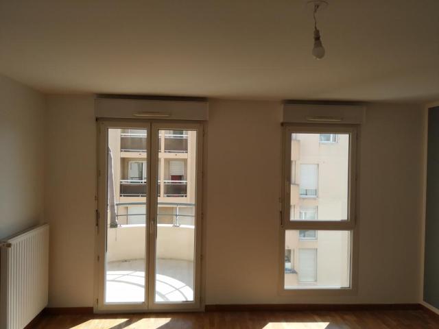 Location appartement T3 Lyon 8 - Photo 6