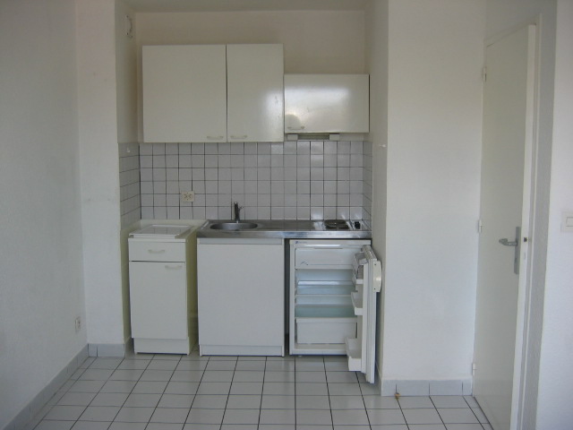 Location appartement T2 Poitiers - Photo 2