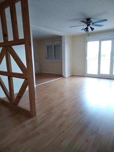 Location appartement T4 La Chapelle St Luc - Photo 7