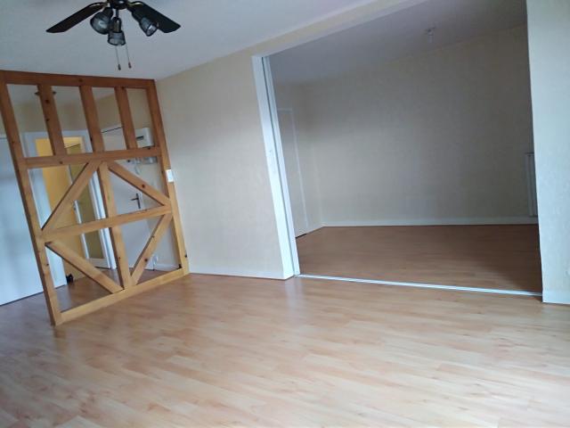 Location appartement T4 La Chapelle St Luc - Photo 10