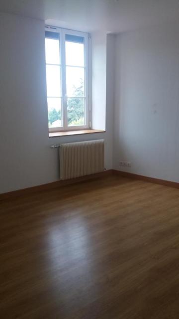 Location appartement T3 Thizy - Photo 3
