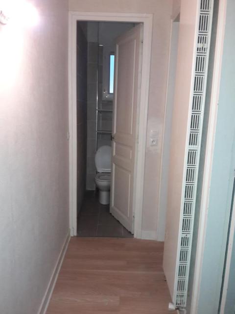 Location appartement T2 Les Essarts le Roi - Photo 7