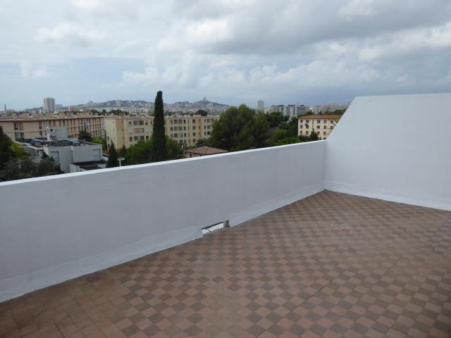 Location appartement T2 Marseille 10 - Photo 1