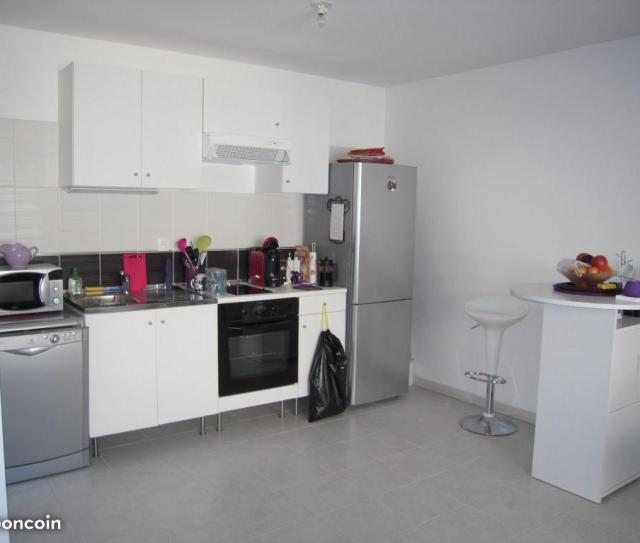 Location appartement T2 Marseille 08 - Photo 2