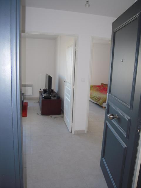 Location appartement T2 Marseille 08 - Photo 5