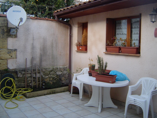 Location maison F2 Bordeaux - Photo 3