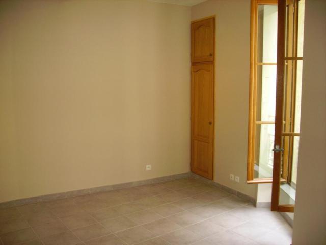 Location appartement T2 Nimes - Photo 3