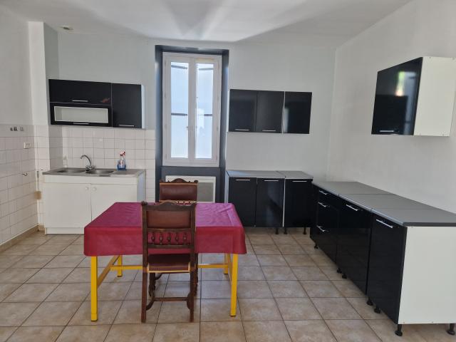 Location appartement T4 Meyrannes - Photo 2
