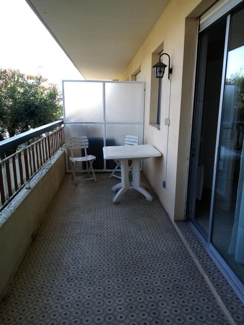 Location studio St Laurent du Var - Photo 2