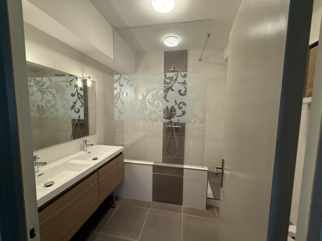 Location appartement T6 St Martin d'Heres - Photo 6