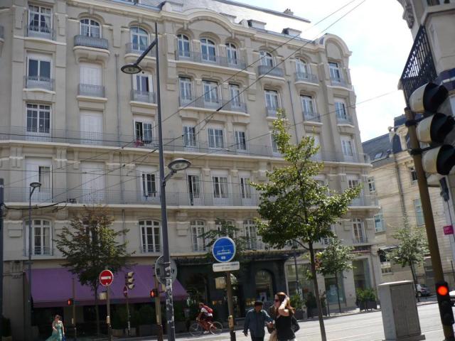 Location studio St Etienne - Photo 2