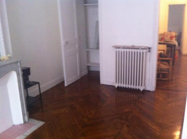Location appartement T3 Paris 10 - Photo 4