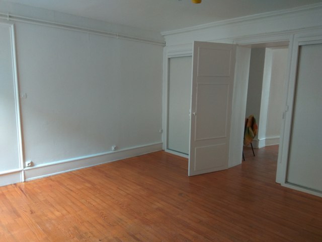Location appartement T2 St Etienne - Photo 2