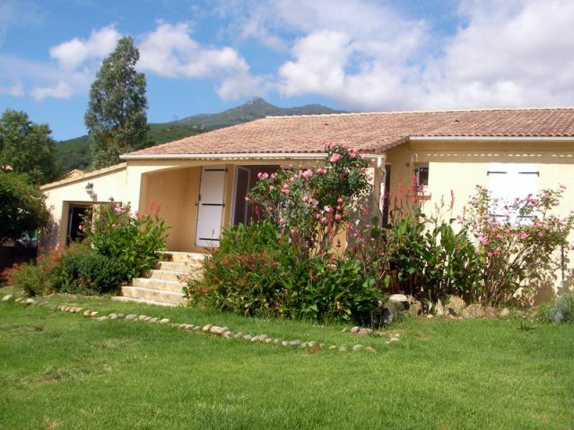 Location maison F4 Borgo - Photo 5