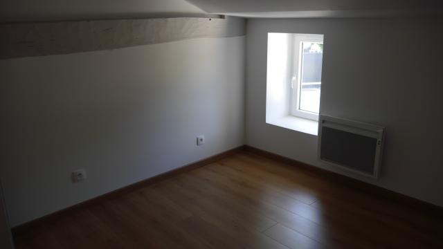 Location maison F5 Longeves - Photo 10
