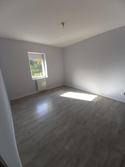 Location maison F4 Bruay la Buissiere - Photo 4