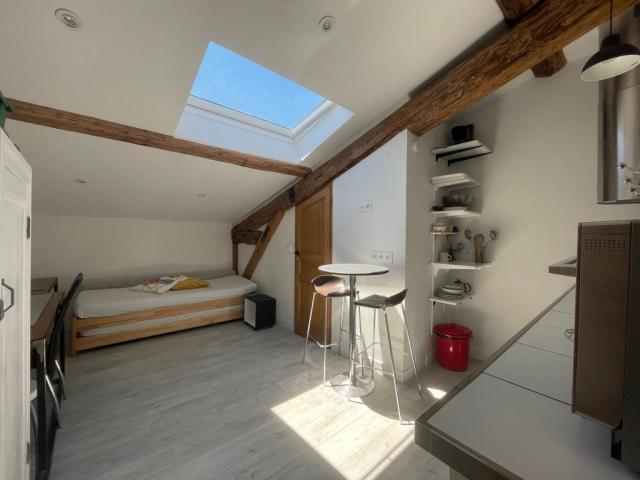 Location studio Montpellier - Photo 1