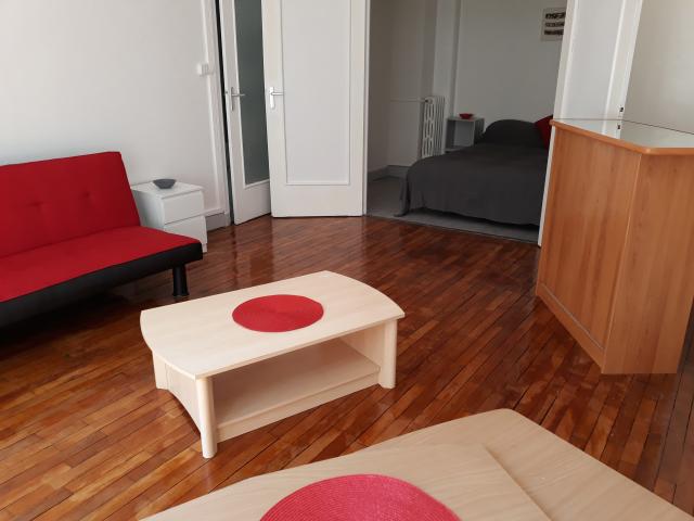 Location studio St Etienne - Photo 7