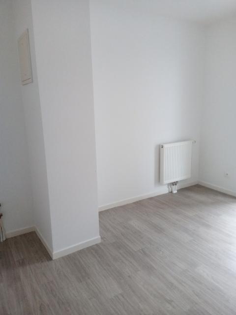 Location appartement T3 La Madeleine - Photo 3