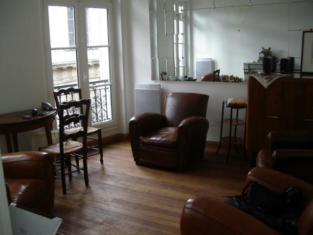 Location appartement T3 Paris 04 - Photo 3