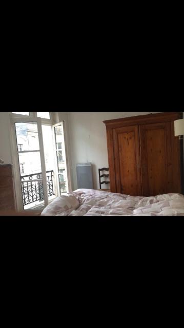Location appartement T3 Paris 04 - Photo 8