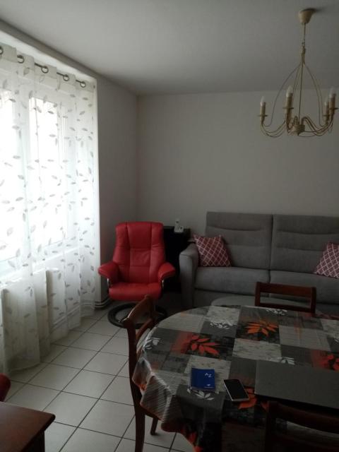 Location appartement T3 Montlucon - Photo 2