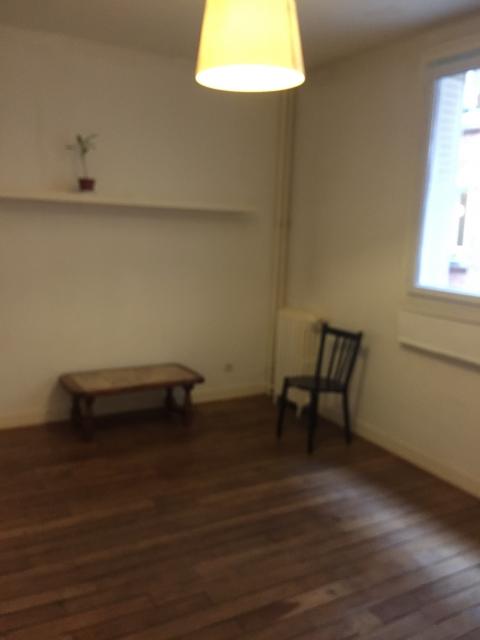 Location appartement T1 Paris 20 - Photo 2