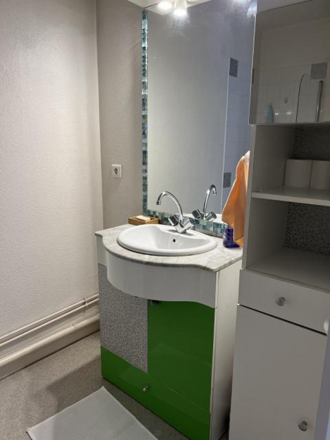 Location appartement T2 St Etienne - Photo 3
