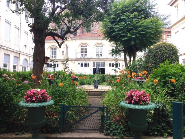 Location appartement T2 St Etienne - Photo 2