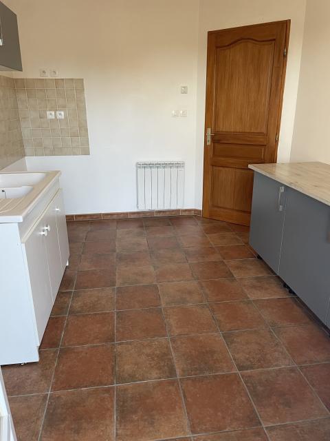 Location maison F4 Les Villettes - Photo 2