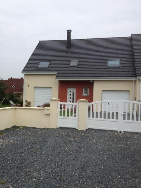 Location maison F6 St Aubin les Elbeuf - Photo 1