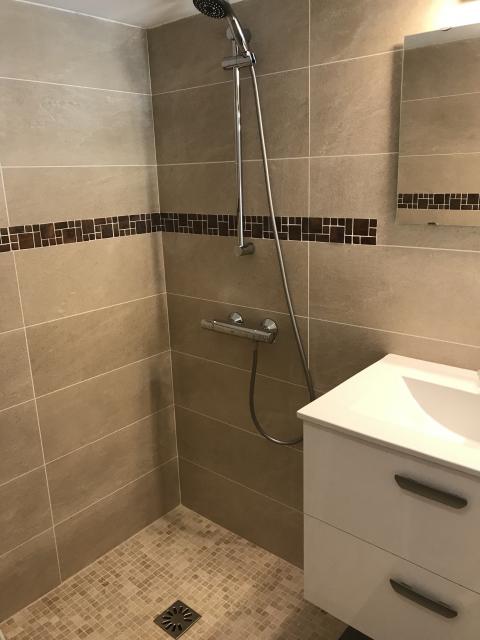 Location appartement T2 Nimes - Photo 1