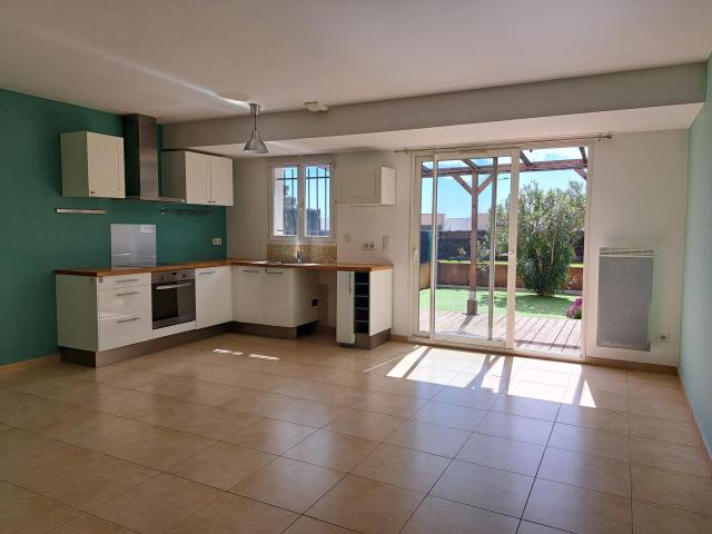 Location maison F4 Cuers - Photo 2