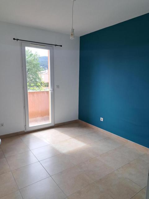 Location maison F4 Cuers - Photo 5