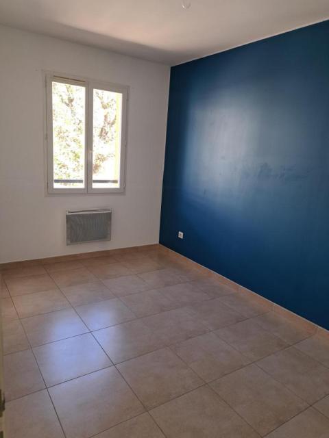 Location maison F4 Cuers - Photo 6