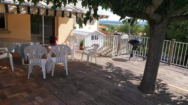 Location maison F5 Chas - Photo 2