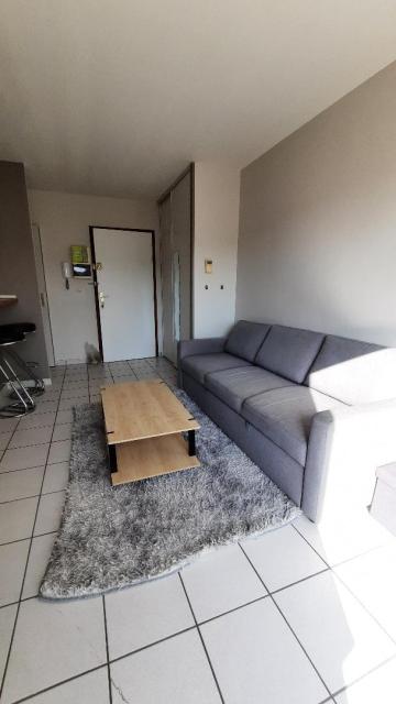 Location studio St Etienne - Photo 4