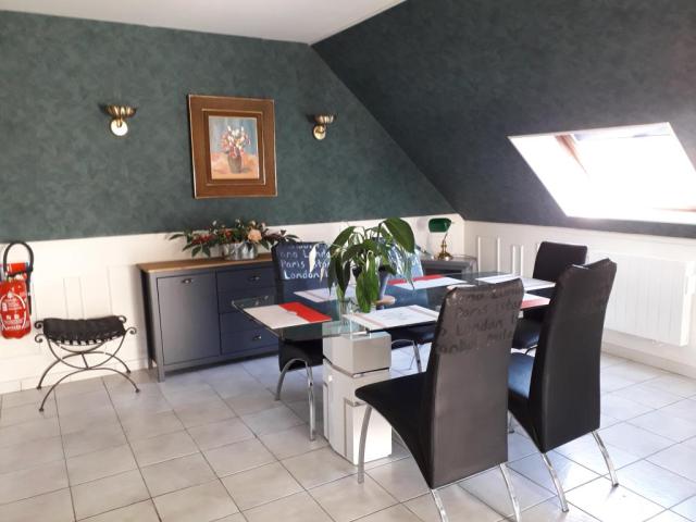 Location appartement T3 St Germain du Puy - Photo 2