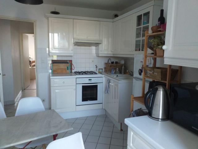 Location appartement T2 Lyon 8 - Photo 3