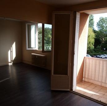 Location appartement T3 St Symphorien d'Ozon - Photo 2