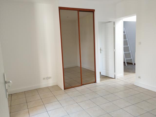 Location appartement T3 Fontaine - Photo 10