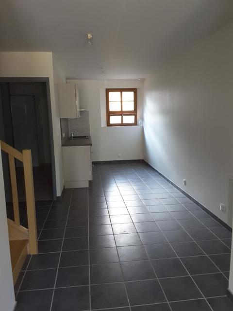Location appartement T3 Silly Tillard - Photo 2