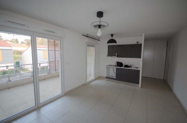 Location appartement T3 Marseille 11 - Photo 1