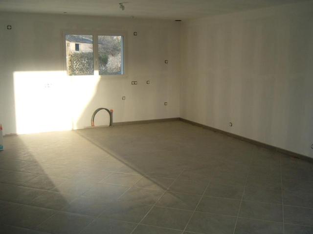 Location maison F3 Doue la Fontaine - Photo 3