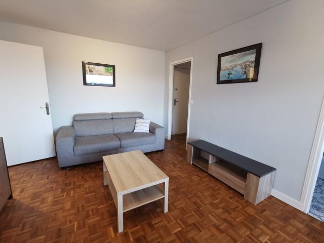 Location appartement T2 Paris 18 - Photo 2