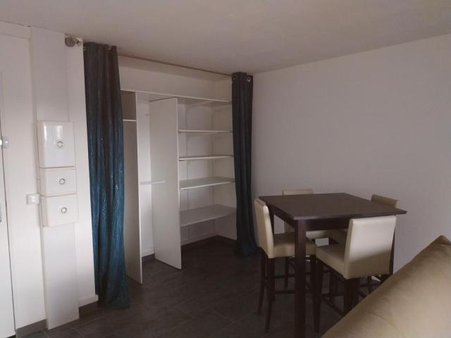 Location studio Combs la Ville - Photo 3