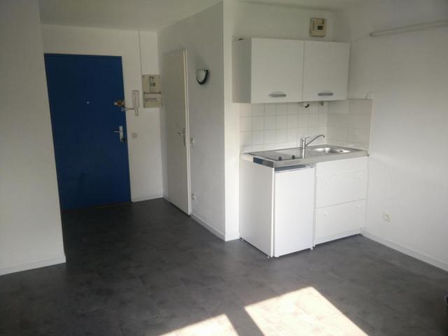 Location studio Champs sur Marne - Photo 3