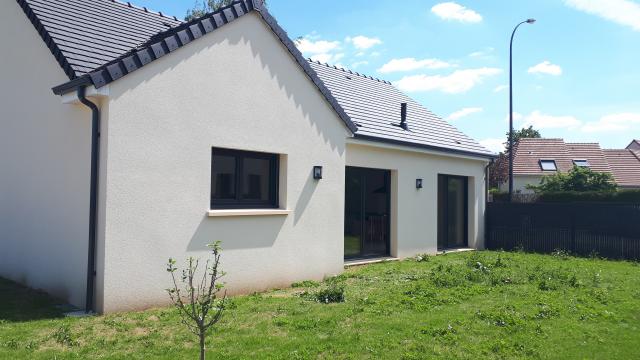 Location maison F4 St Marcel - Photo 2