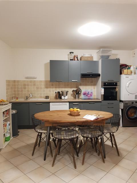 Location appartement T4 Le Cailar - Photo 4